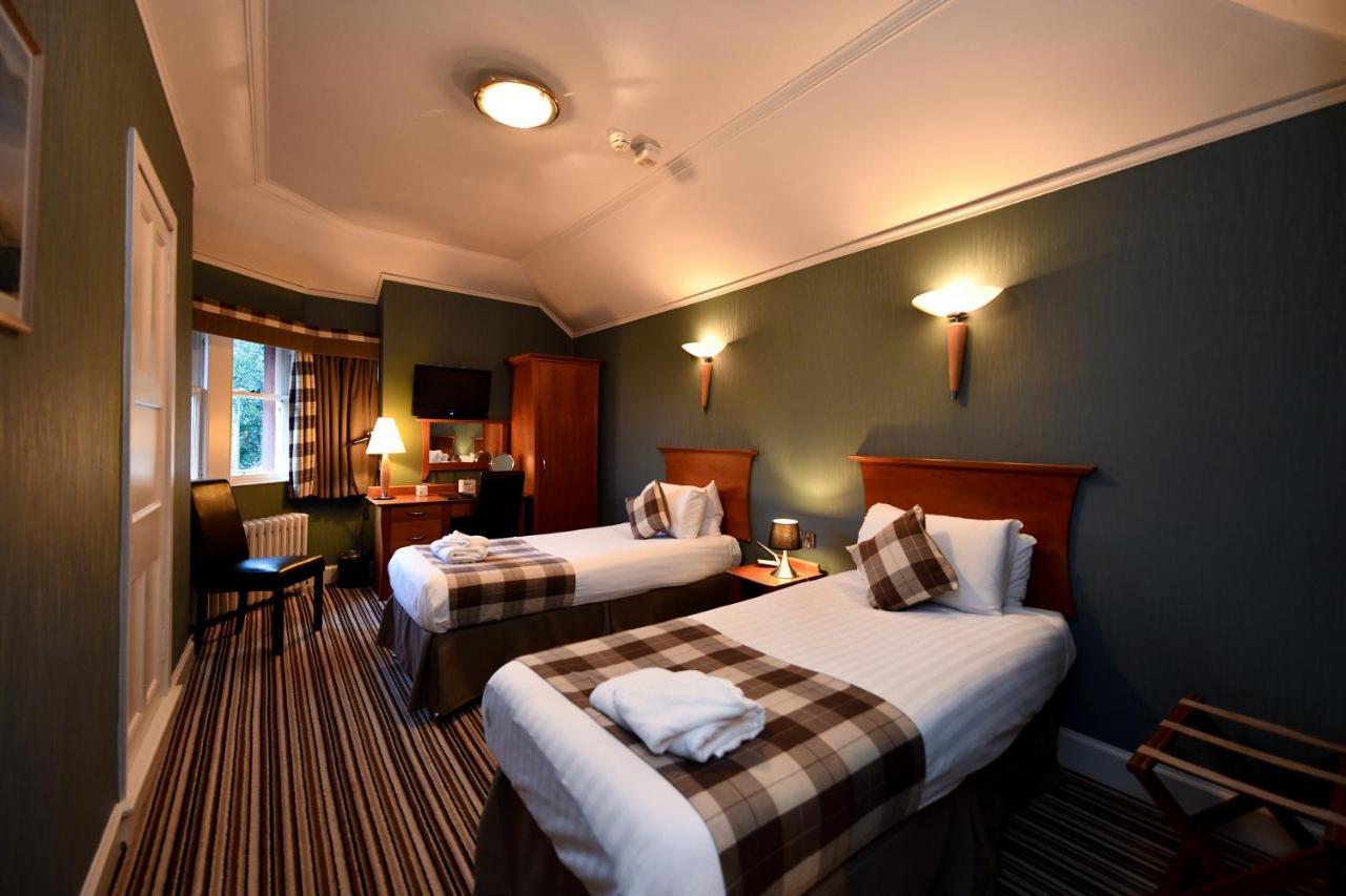 Savoy Park Hotel Еър Екстериор снимка